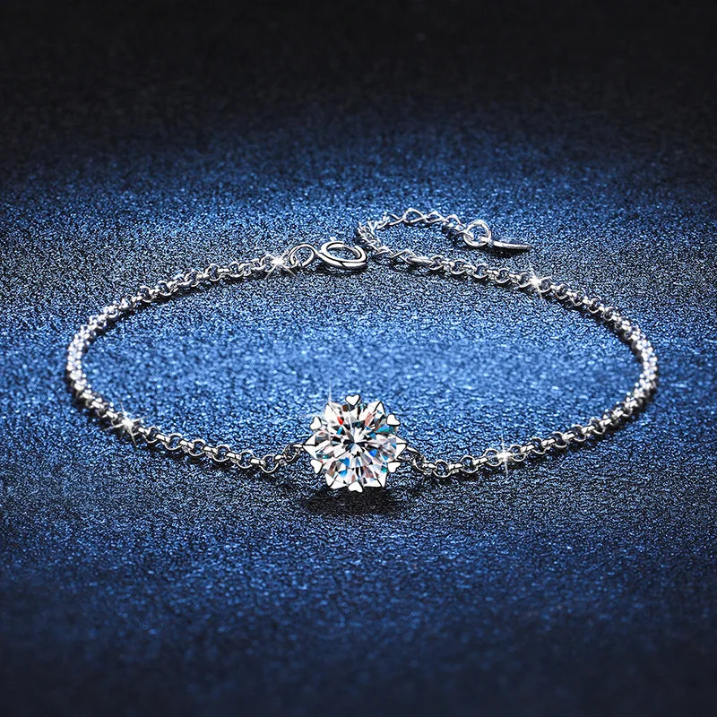 Bracelet Flocon de Neige en argent sterling 925 avec moissanite de 1 carat, élégant et idéal pour offrir en cadeau, vue de face